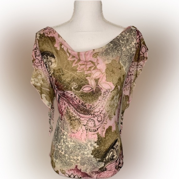 One ❤️ Tops - One ❤️Women’s Short Flutter Sleeve Semi Sheer Boho Top Size Medium